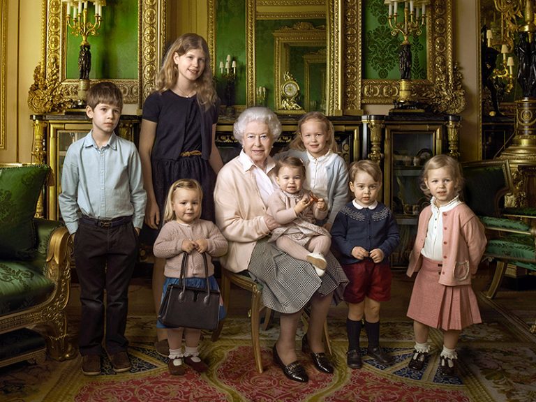 скупые привычки королевы Елизаветы II и других членов королевской семьи