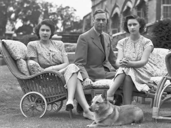 Почему Елизавета II и ее сестра оставались в Великобритании во время Второй мировой войны 