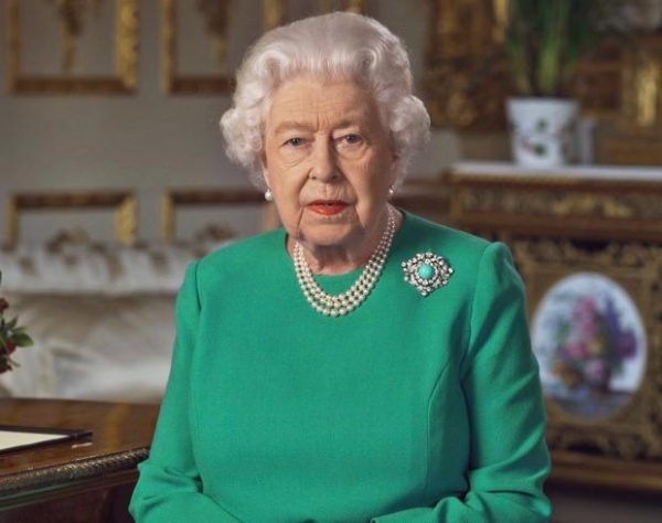 Утренние ритуалы Елизаветы II: с чего начинается день королевы Великобритании 