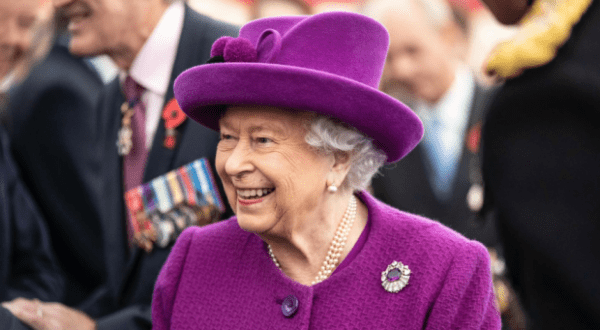 Королевские хобби: чем занимаются в свободное время монаршие особы Великобритании 